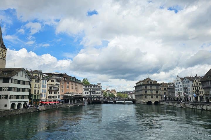 Zurich Open Top Bus Sightseeing Tour with Optional Boat Cruise