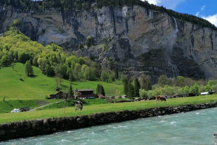 Minivan Guided Tour of Lauterbrunnen Valley Waterfalls