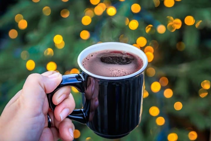 Zurich Christmas Market and Old Town Food Tour