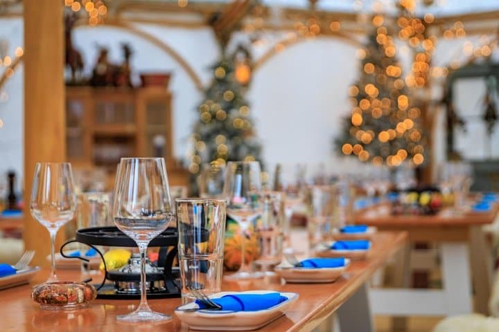 Zurich Christmas Market and Old Town Food Tour