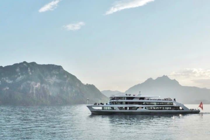 Swiss Airport Transfer from to Lucerne Switzerland