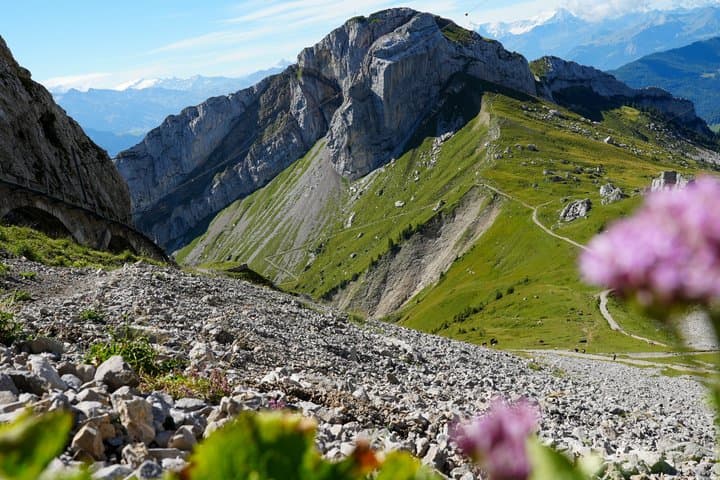 Swiss BBQ & Hike Experience – with Mount Pilatus Ticket