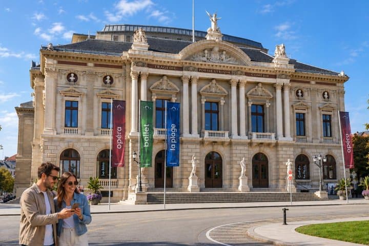 Geneva Scavenger Hunt & Highlights Self-Guided Walking Tour