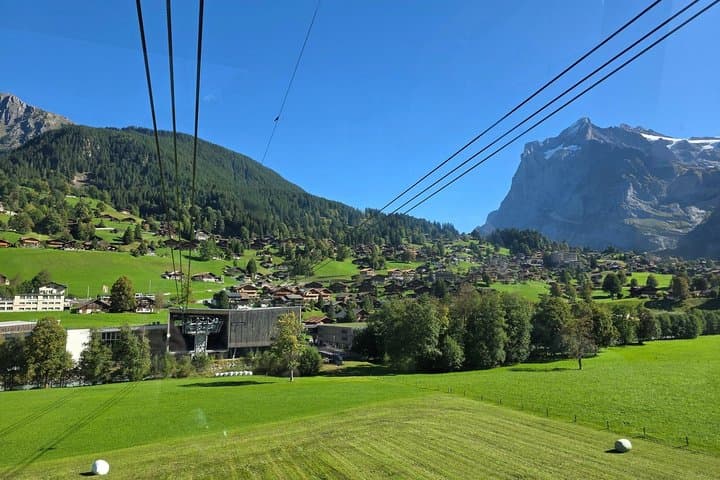 Eiger Express Gondola Ticket to Eigergletscher from Grindelwald
