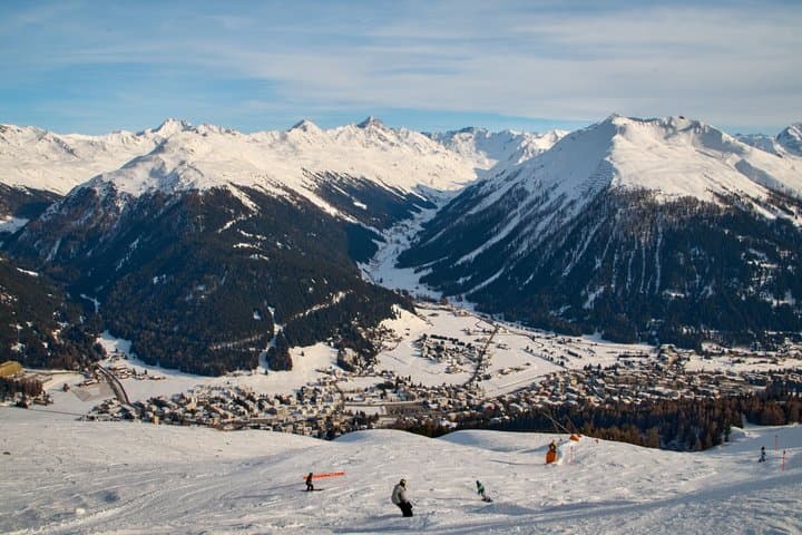 7 Day Central Switzerland Ski and Snowboard Week