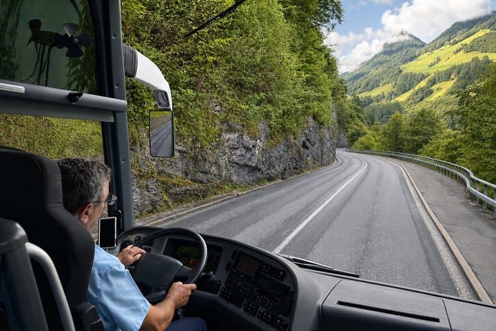 Zurich-Lucerne: Grindelwald, Interlaken & Lauterbrunnen Day Trip