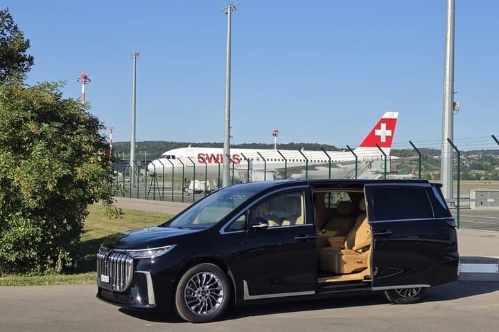 From Zurich: Best of Bernese Oberland Luxury Private Tour