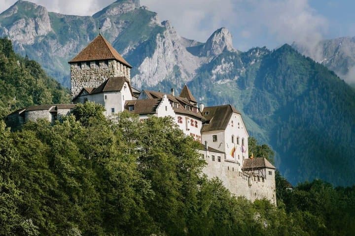 From Zurich: Liechtenstein, Castle, Cheese & Lake Cruise