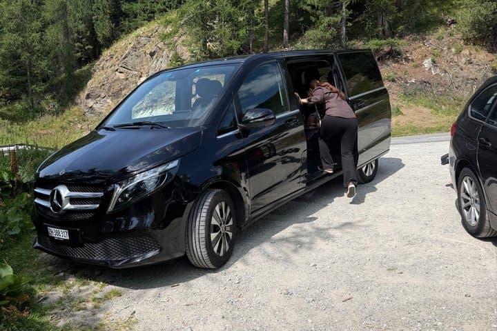 Private Transfer Zurich Airport or City to Zermatt Täsch