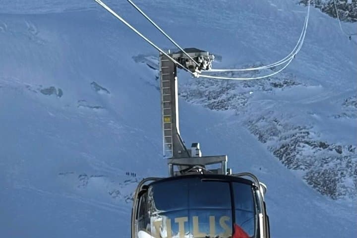 Private Mount Titlis Day Trip from Lucerne