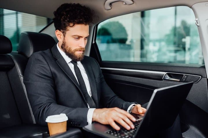 Transfer by Premium SUV Zurich Airport to or from Zurich City