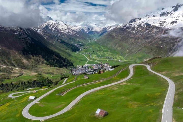 Glacier Express 1st Class and Oldest Swiss Town | From Zurich