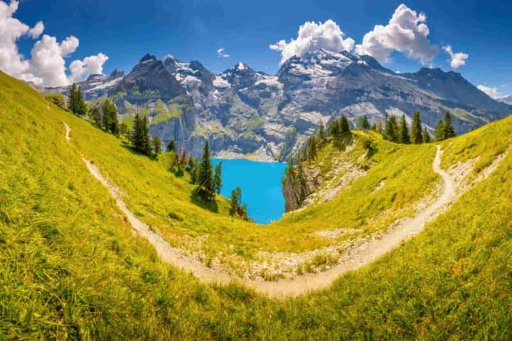 Swiss Alpine Lakes & Interlaken Private Tour | From Interlaken