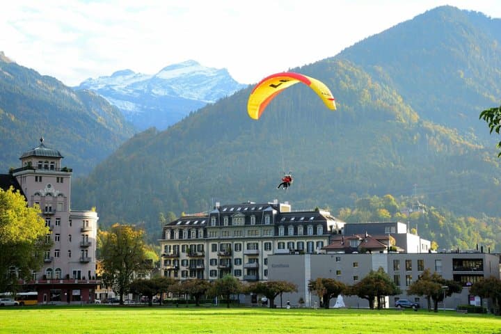 Private Transfer from Zurich Airport to Interlaken