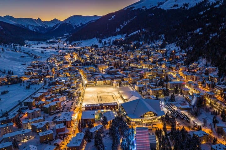 Private Transfer from Zurich Airport to Davos
