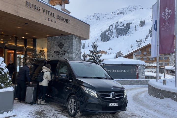 Private Ski Transfer Zurich Airport to St. Anton, Lech and Zürs