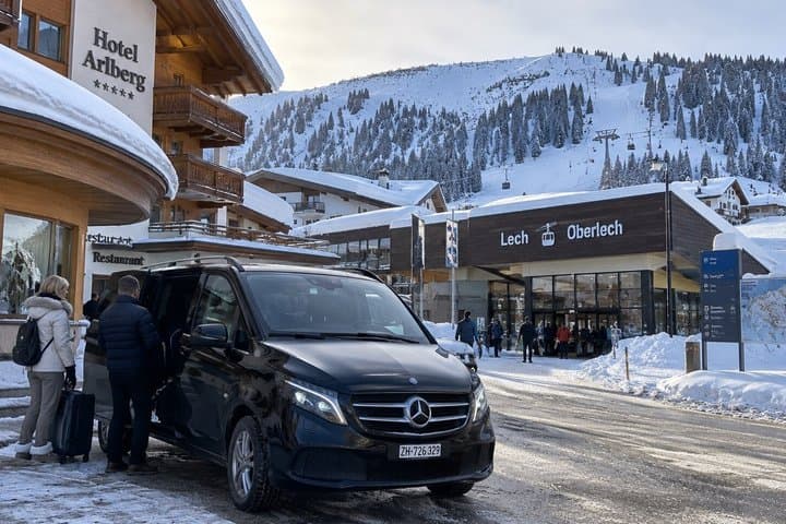 Private Ski Transfer Zurich Airport to St. Anton, Lech and Zürs
