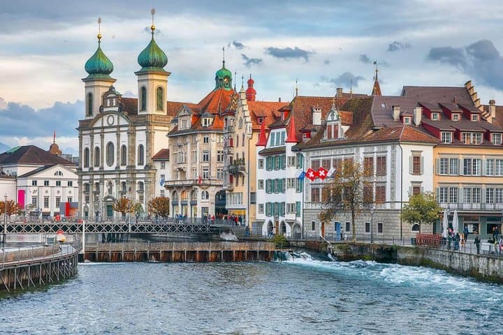 Bike Tour of Lucerne with Swiss Picnic