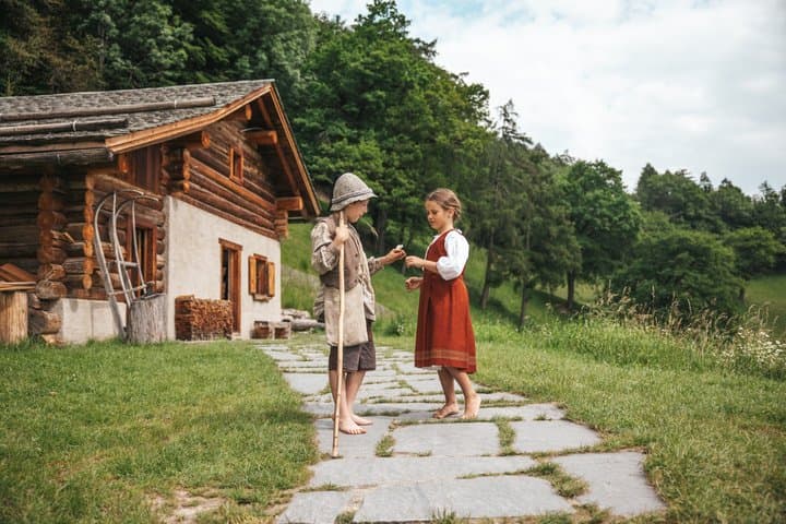 Private Tour: Heidiland, Liechtenstein & Läderach Chocolate