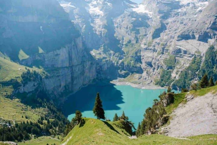 Swiss Alpine Lakes & Interlaken Private Tour | From Interlaken