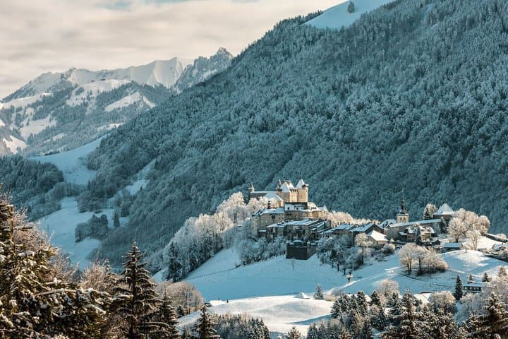 Gruyeres Day Trip with Chocolate & Cheese Factory from Lausanne